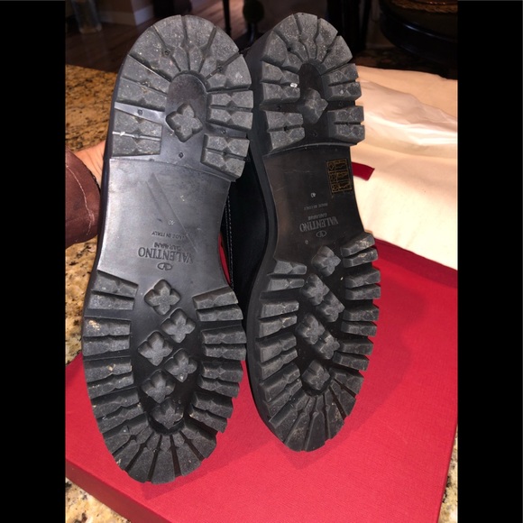 VALENTINO GARAVANI SOUL ROCKSTUD COMBAT BOOT $999 - Picture 6 of 8